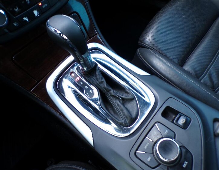 Opel Insignia Kombi 2,0 l 118 kw