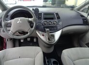 Mitsubishi Grandis Kombi 2,4 l 121 kw