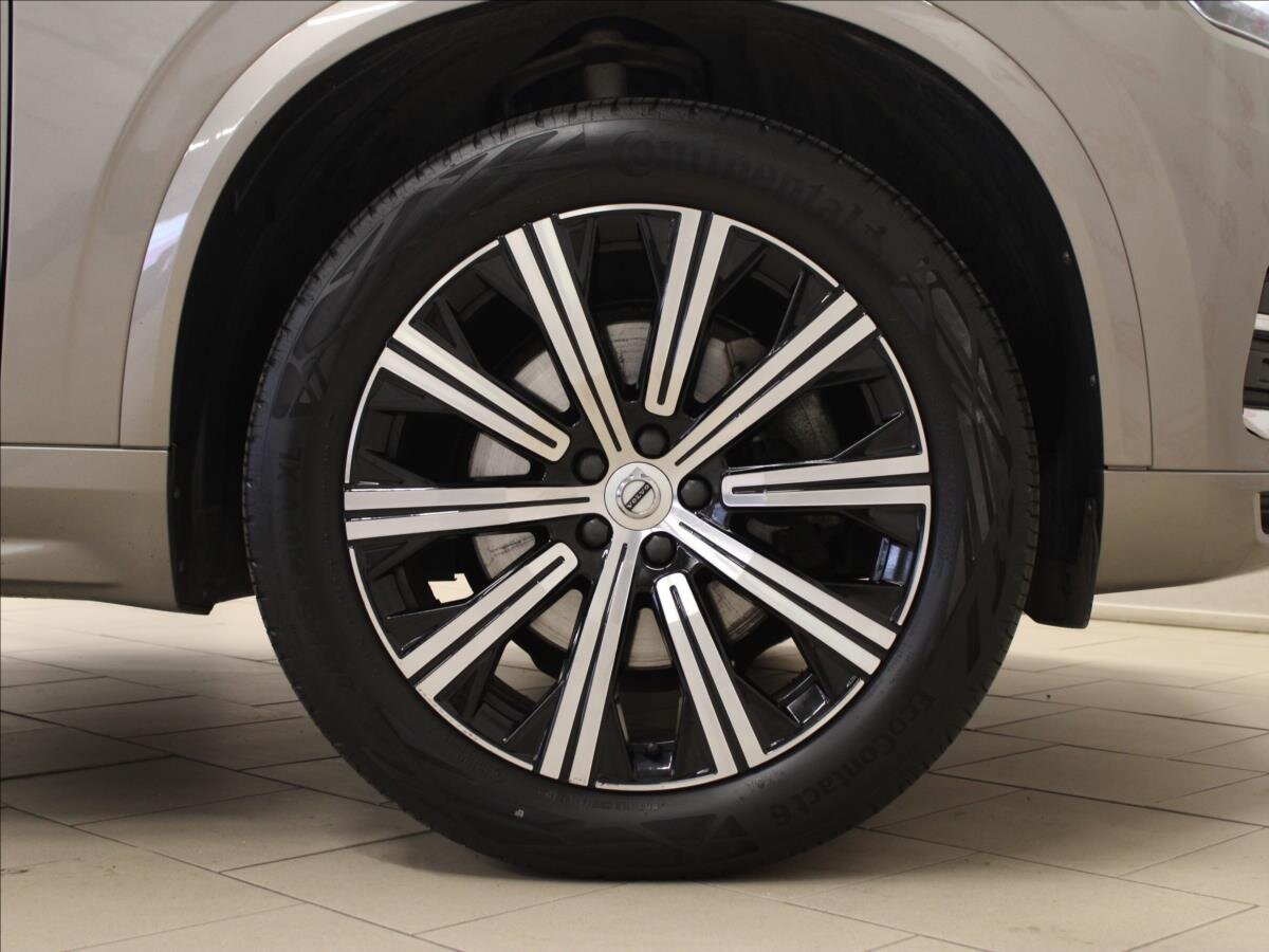 Volvo XC90 SUV 2,0 l 173 kw