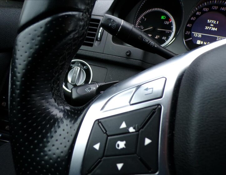 Mercedes-Benz Třídy C Kombi 3,0 l 170 kw