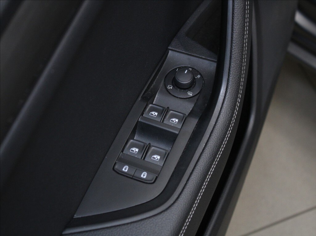 Škoda Superb Kombi 2,0 l 147 kw