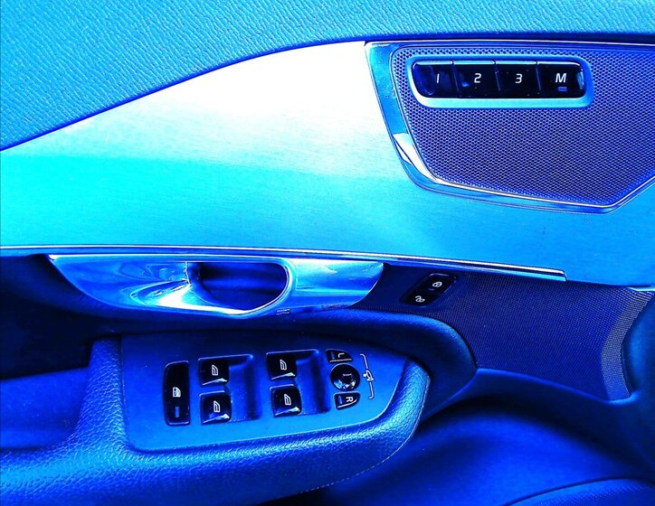 Volvo XC90 SUV / Terénní 2,0 l 173 kw