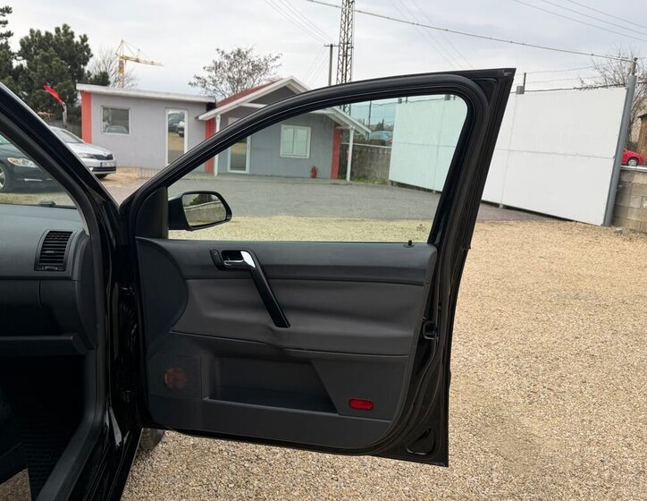 Volkswagen Polo Hatchback 1,4 l 51 kw