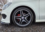 Mercedes-Benz CLA Sedan / Limuzína 1,8 l 100 kw