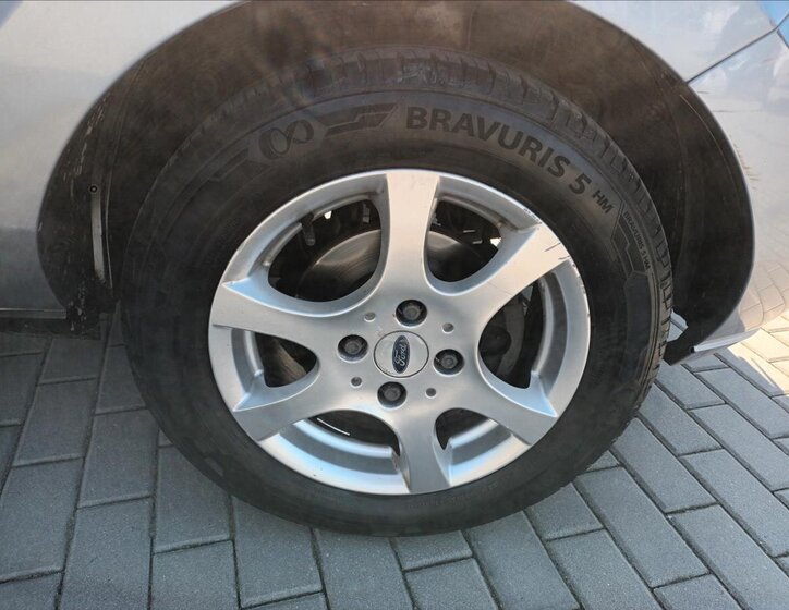 Ford Fusion Hatchback 1,4 l 59 kw