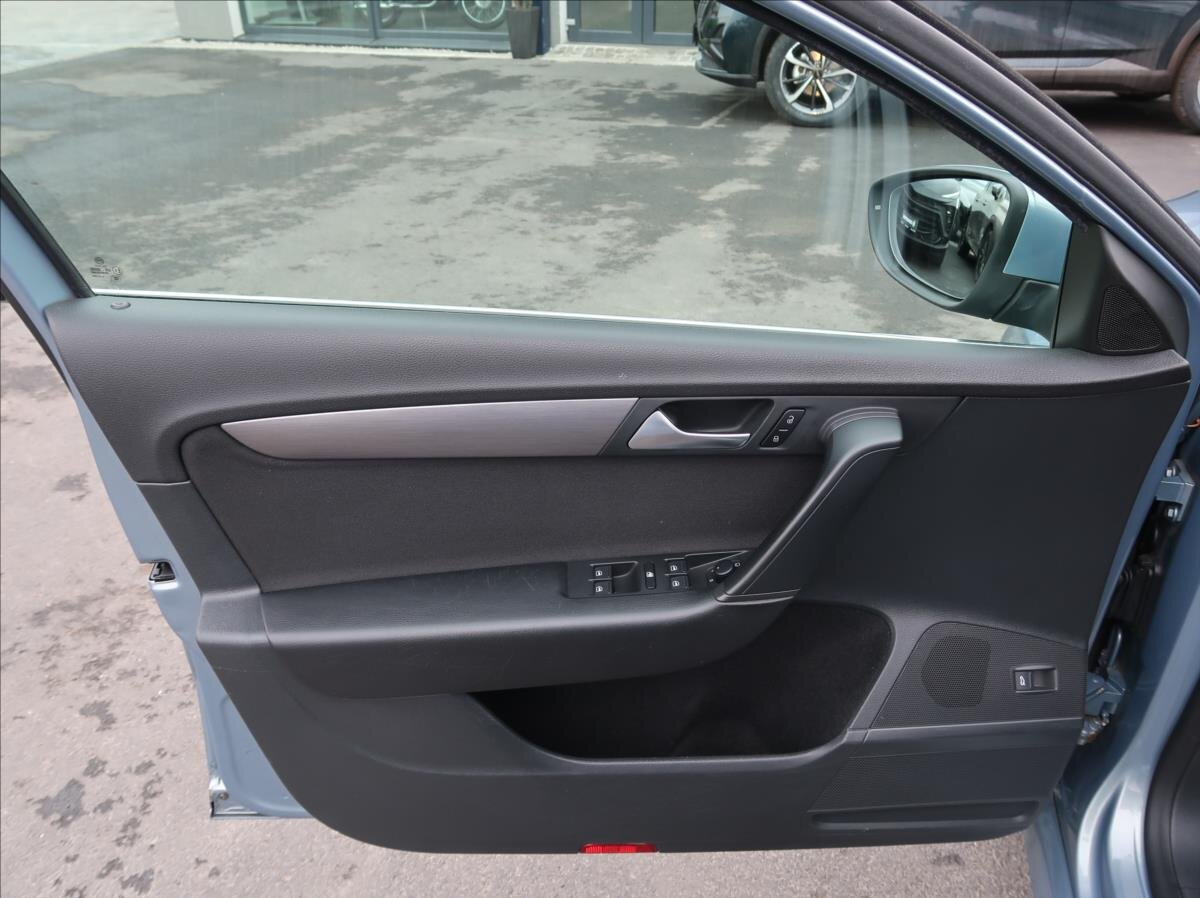 Volkswagen Passat Kombi 2,0 l 103 kw