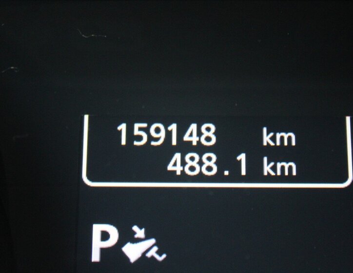 Renault Latitude Sedan / Limuzína 2,0 l 127 kw