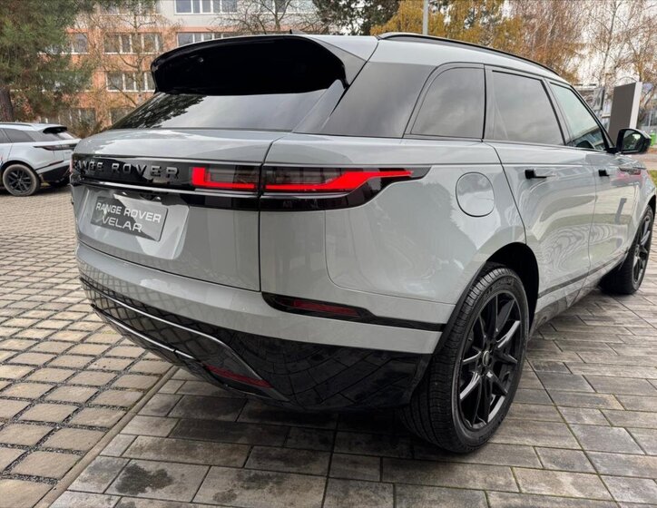 Land Rover Range Rover Velar 10
