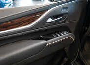 Cadillac Escalade SUV / Terénní 6,2 l 313 kw