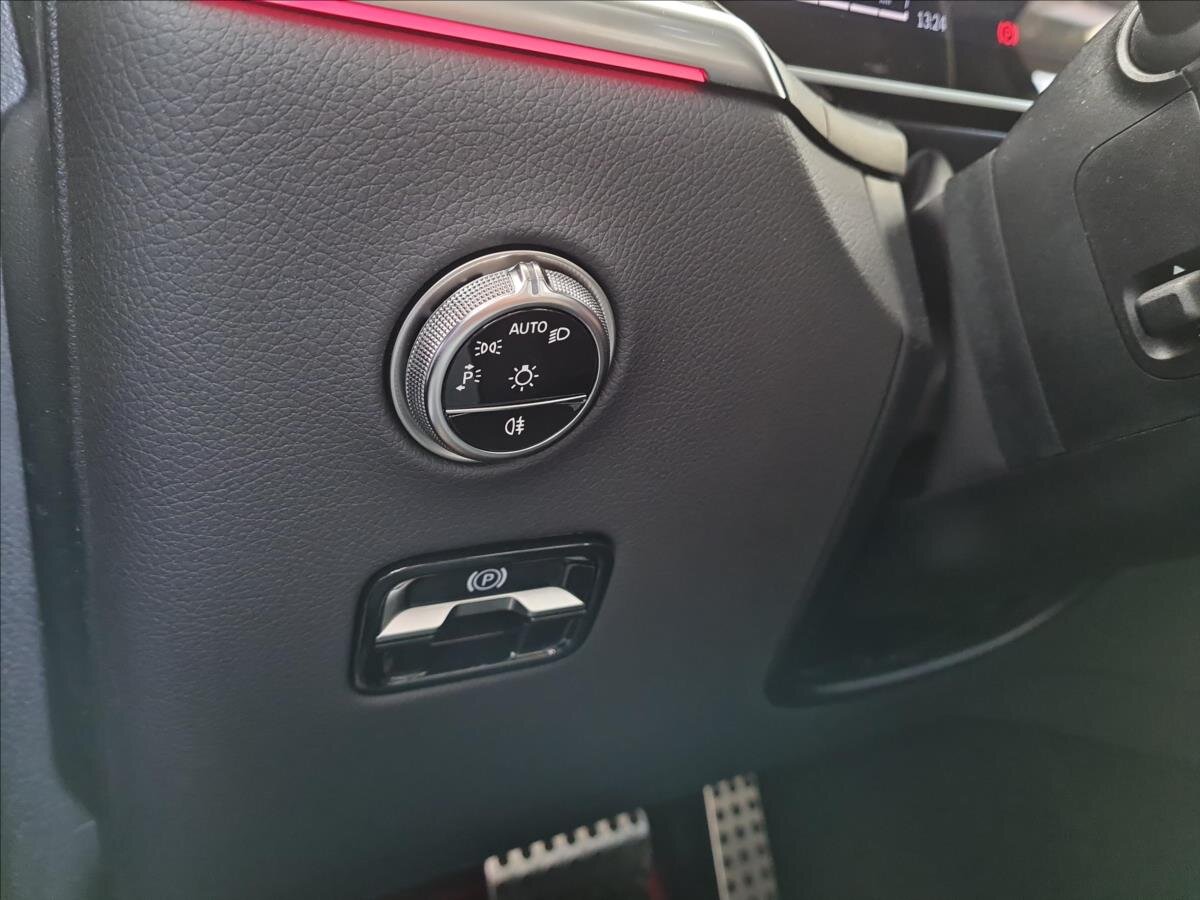 Mercedes-Benz GLC SUV 2,0 l 145 kw