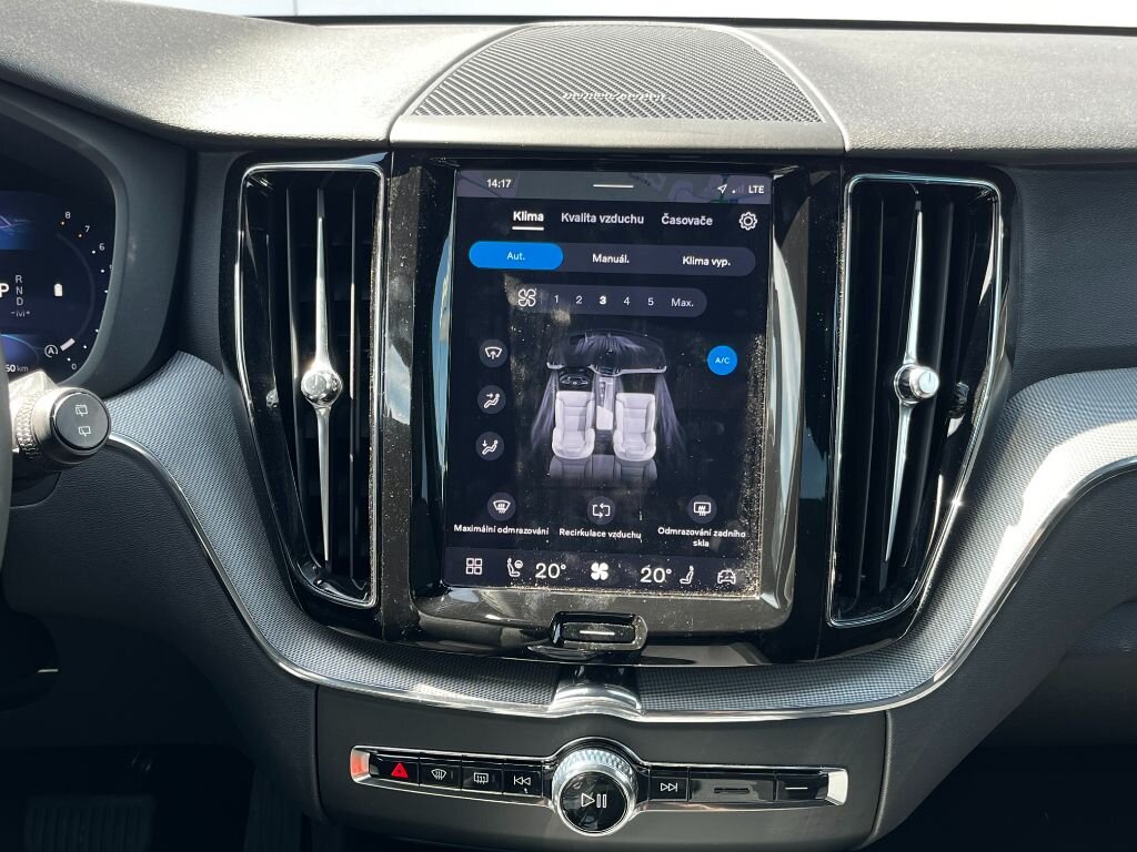 Volvo XC60 SUV / Terénní 2,0 l 0