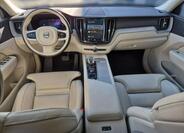 Volvo XC60 8