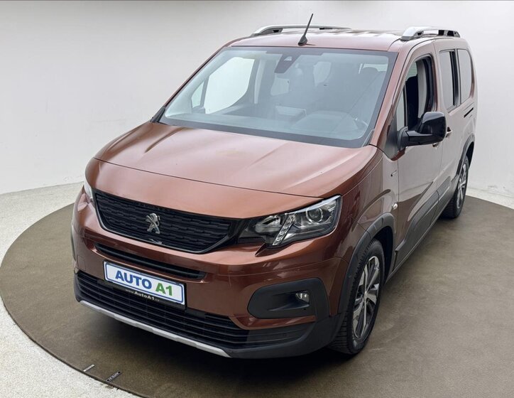 Peugeot Rifter MPV 1,5 l 96 kw