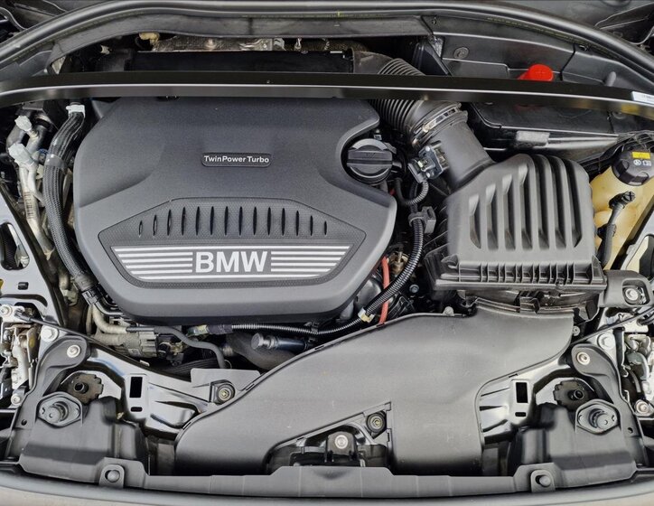 BMW Řada 2 44