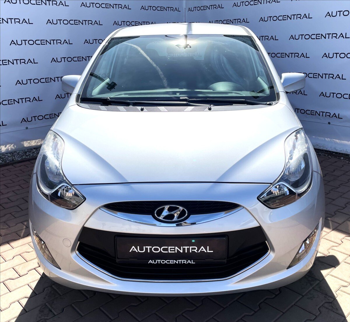 Hyundai ix20 MPV 1,4 l 66 kw