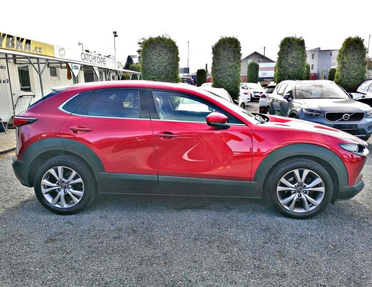 Mazda CX-30 8