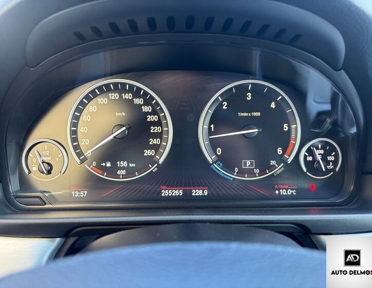 BMW Řada 5 Kombi 3,0 l 190 kw