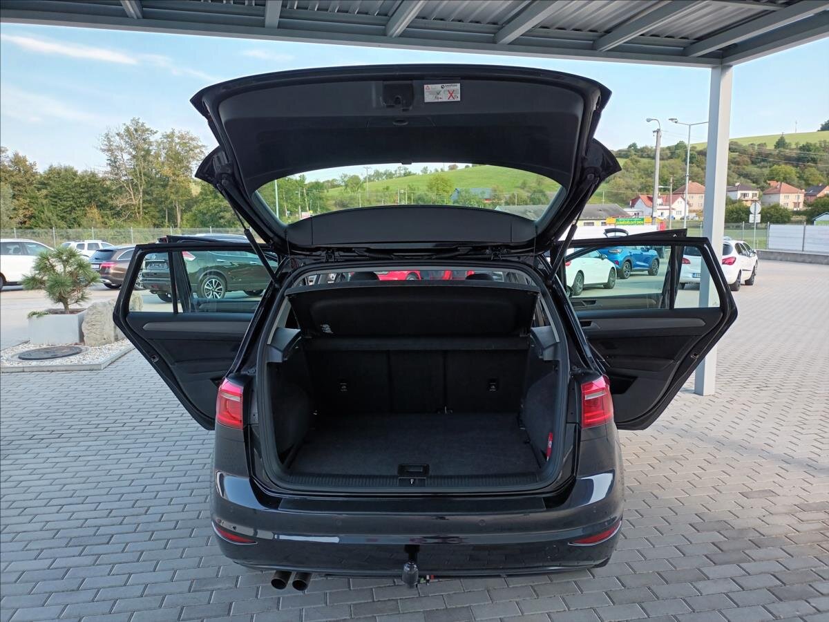 Volkswagen Golf Sportsvan MPV 1,4 l 92 kw