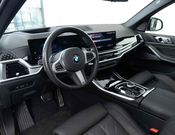 BMW X5 SUV / Terénní 3,0 l 219 kw