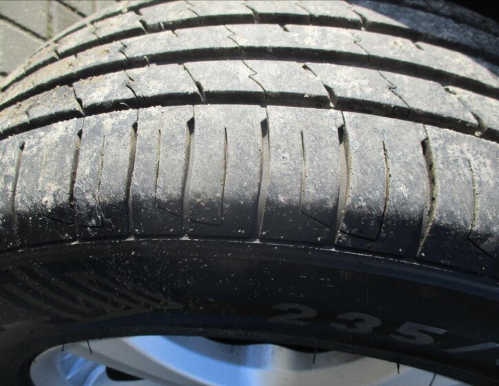 Volkswagen Multivan 27