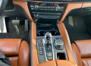 BMW X6 SUV / Terénní 4,4 l 512 kw