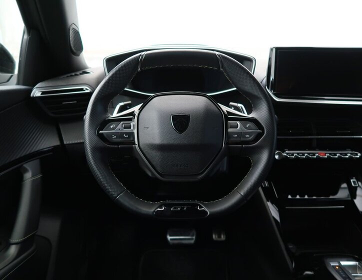 Peugeot 2008 SUV / Terénní 1,2 l 96 kw