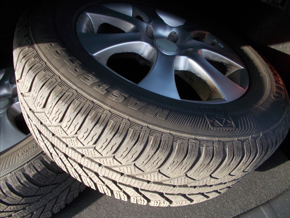 Nissan Qashqai SUV / Terénní 1,6 l 120 kw