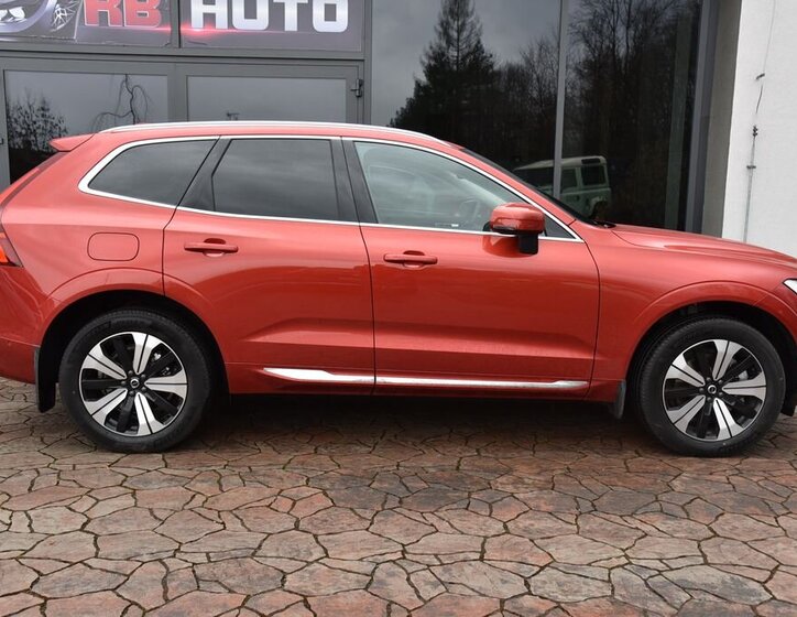 Volvo XC60 SUV / Terénní 2,0 l 186 kw