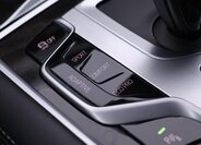 BMW Řada 7 Sedan / Limuzína 4,4 l 330 kw