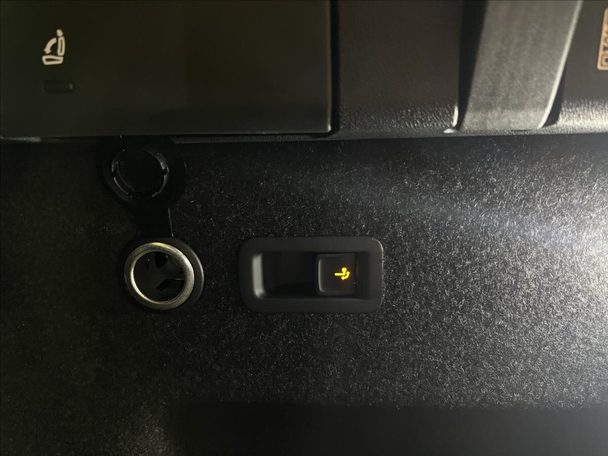 Škoda Kodiaq SUV / Terénní 1,5 l 150 kw