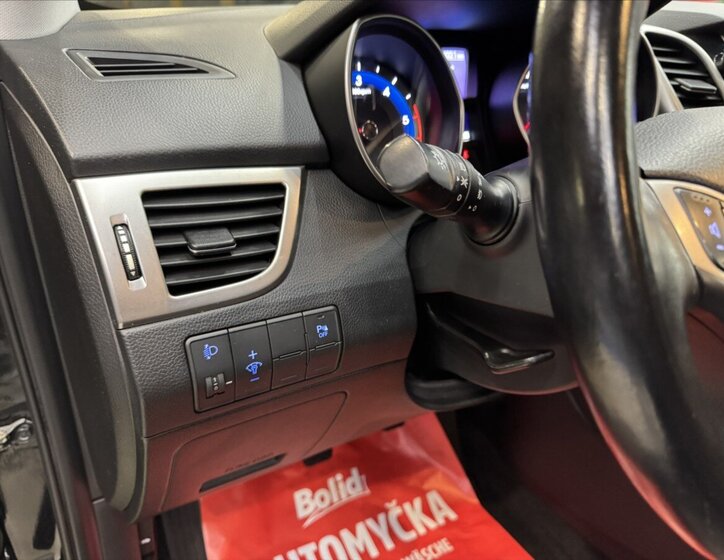 Hyundai i30 Kombi 1,6 l 81 kw