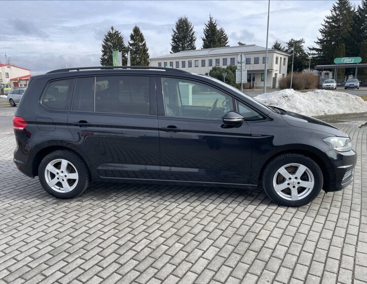 Volkswagen Touran MPV 2,0 l 110 kw