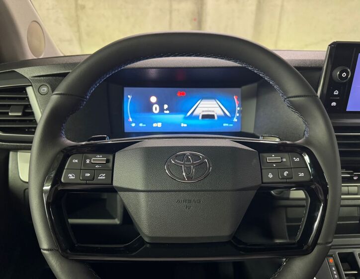 Toyota ProAce Verso 13