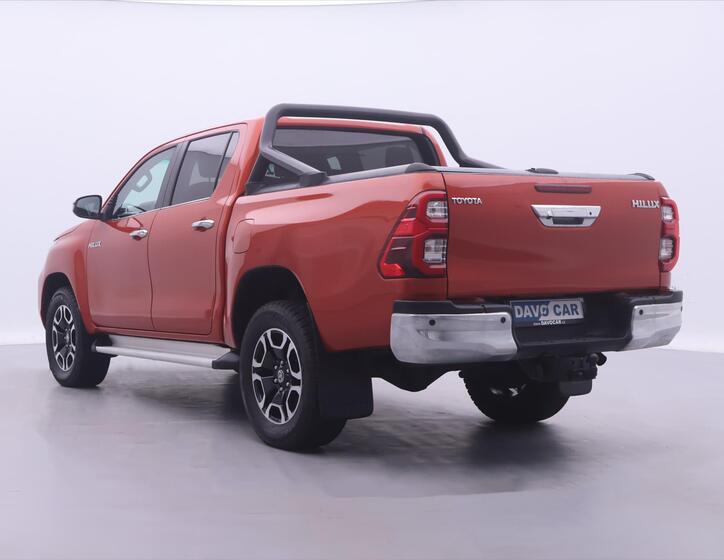 Toyota Hilux 5