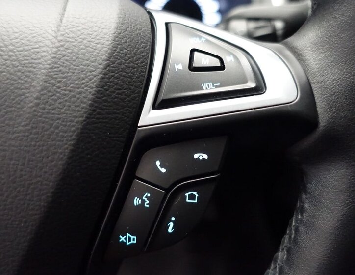 Ford S-MAX MPV 2,0 l 110 kw