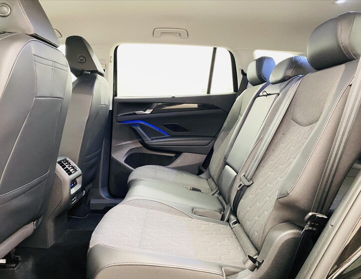 Volkswagen Tayron Kombi 2,0 l 142 kw