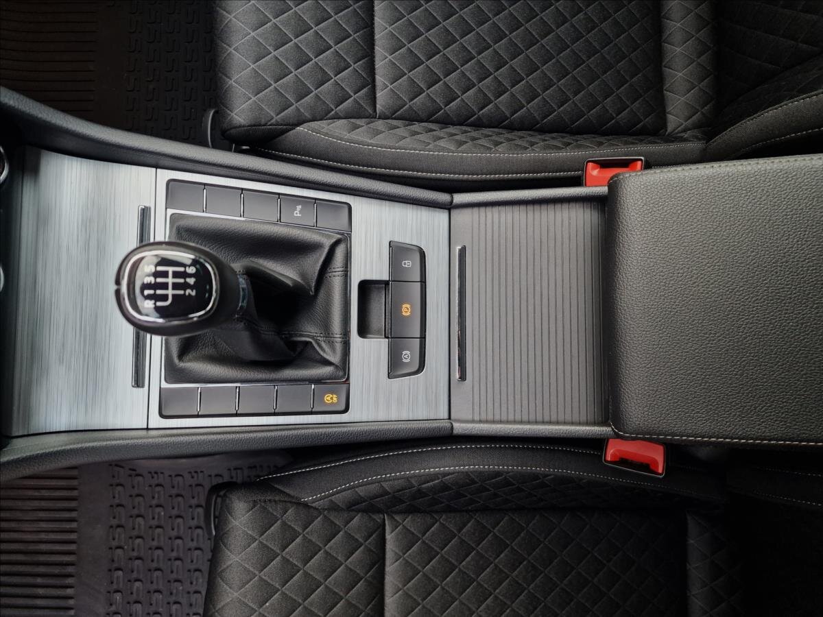 Škoda Superb Kombi 2,0 l 110 kw
