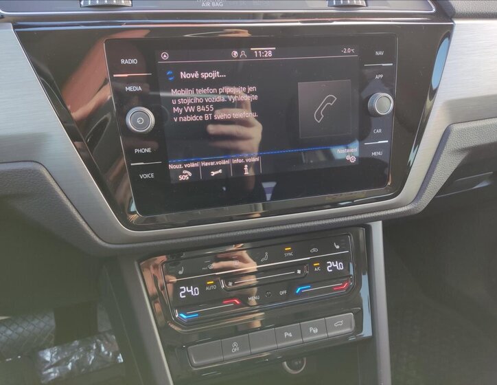 Volkswagen Touran MPV 1,5 l 110 kw