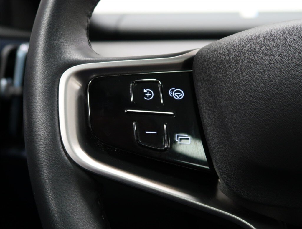 Volvo EX30 Hatchback 0,0 200 kw