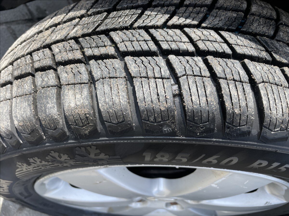 Suzuki Swift Hatchback 1,3 l 67 kw