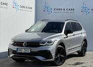Volkswagen Tiguan 1