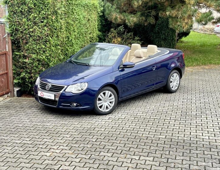 Volkswagen EOS 1