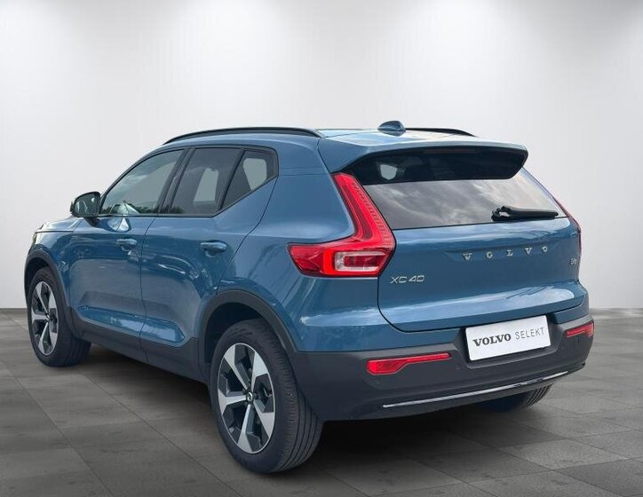 Volvo XC40 SUV 2,0 l 120 kw
