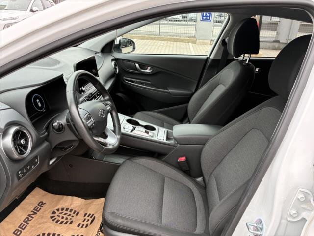 Hyundai Kona SUV / Terénní 0,0 150 kw