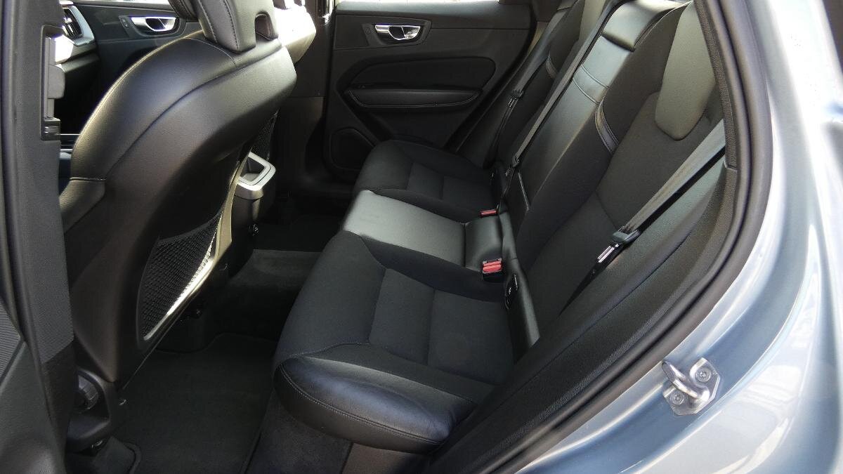 Volvo XC60 SUV / Terénní 2,0 l 140 kw