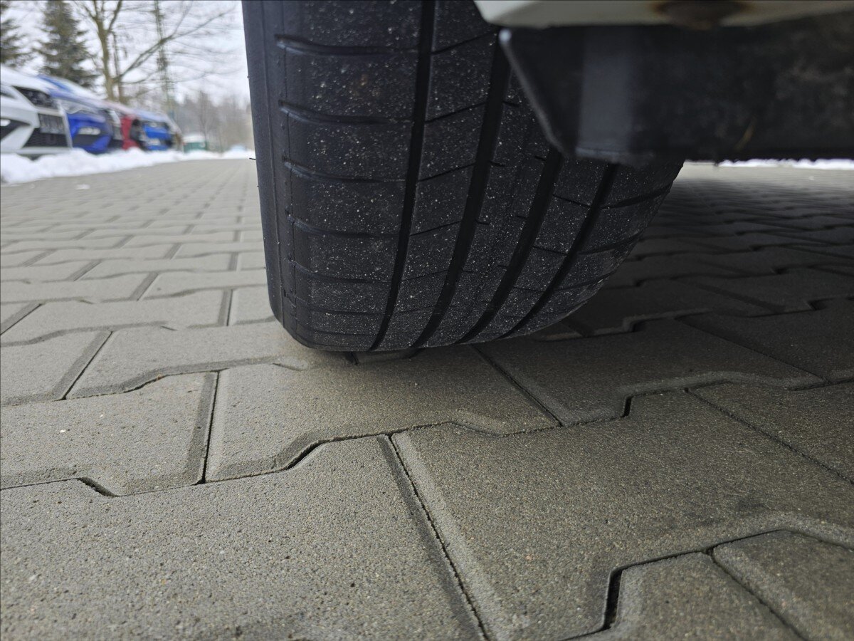 Škoda Superb Kombi 2,0 l 140 kw