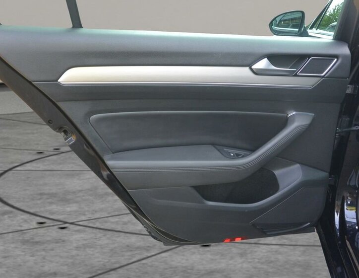 Volkswagen Passat Kombi 2,0 l 176 kw