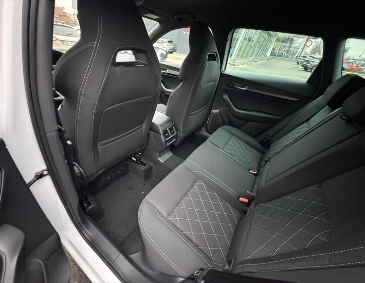 Škoda Karoq SUV 1,5 l 110 kw