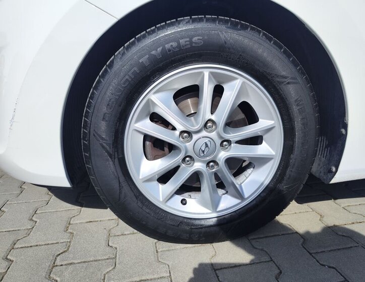 Hyundai i30 Hatchback 1,4 l 73 kw
