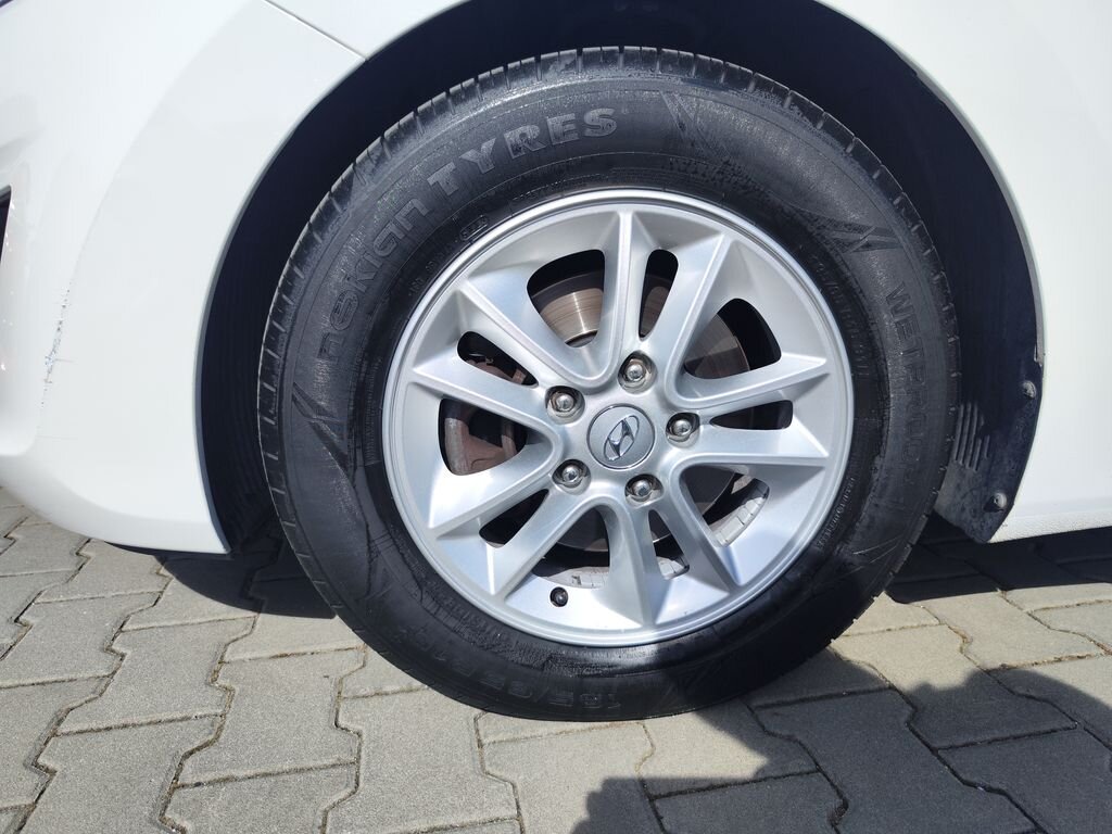 Hyundai i30 Hatchback 1,4 l 73 kw